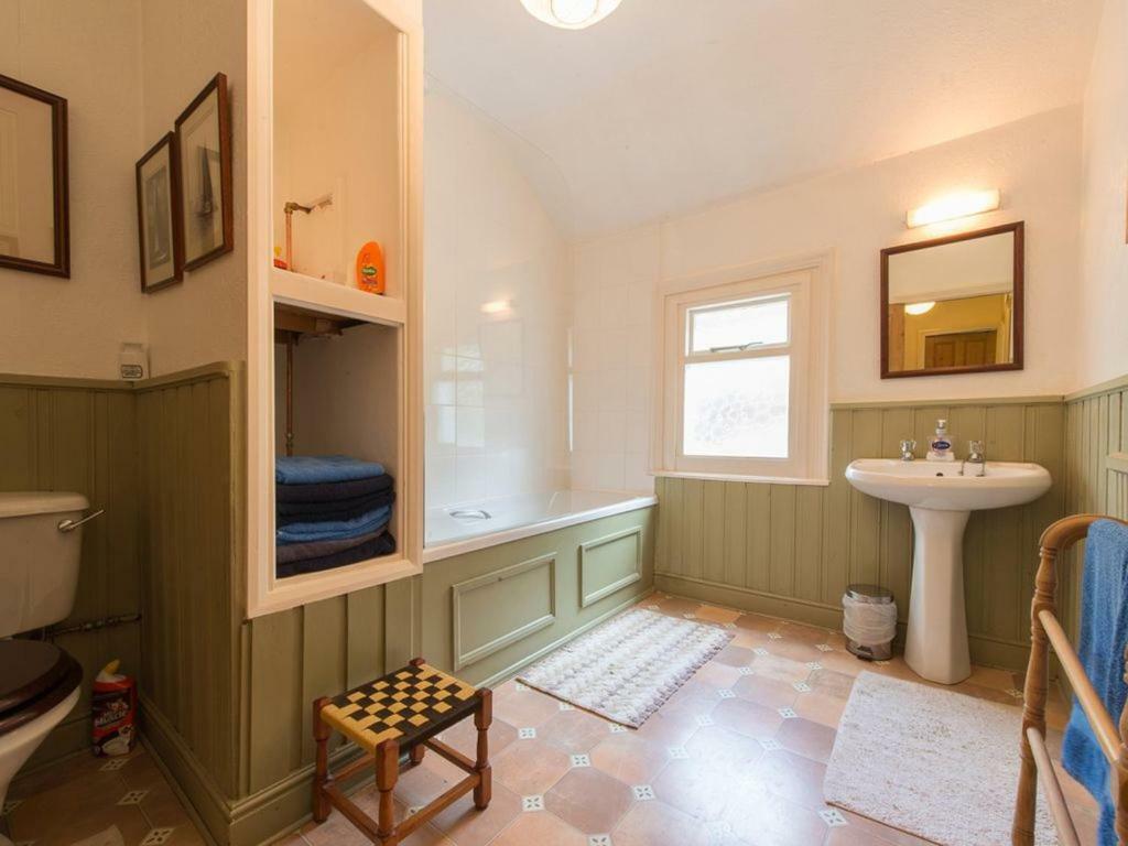 Appartamento Glan Y Mor, 147 Station Road Deganwy Esterno foto